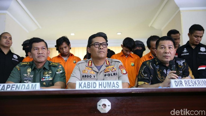Polisi Selidiki Warga Jadi Korban Terkait Perusakan Polsek Ciracas Polisi Selidiki Warga Jadi Korban Terkait Perusakan Polsek Ciracas
