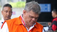 M. Ramadhan diketahui ikut terlibat menerima uang suap yang diberikan oleh pengacara Arif Fitrawan.