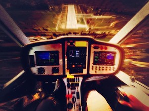 Pengalaman Menegangkan Hilang Arah Saat Menerbangkan Heli di Tengah Gurun