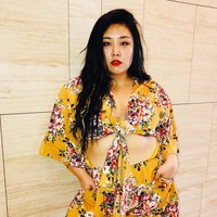 Taylor juga menambahkan bahwa ia mengingat bagaimana dirinya harus berlari untuk membuktikan ia cukup sehat untuk bekerja di restoran Subway. Pada usia 10, Taylor bahkan pergi ke sekolah diet dimana makanannya dibatasi hingga kurang dari 1000 kalori per hari selama berbulan-bulan. Ia juga mengaku mencoba pil diet, liposuction dan menggunakan photoshop untuk semua fotonya. Foto: Instagram @beyoutiful_taylort