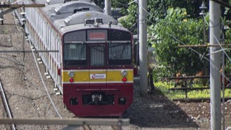 Jam Pulang Kerja, KRL Rute Duri-Tangerang Alami Gangguan
