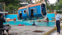 Simulasi pesawat jatuh ini ada di Lembaga Kesehatan Penerbangan dan Ruang Angkasa (Lakespra) Saryanto, Jakarta Selatan. (Foto: detikHealth)  