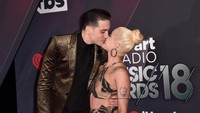 Kejadian serupa juga menimpa Halsey dan G-Eazy. Alberto E. Rodriguez/Getty Images