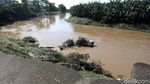 Miris, Jalan Longsor di Bekasi Sudah Setahun Terbengkalai