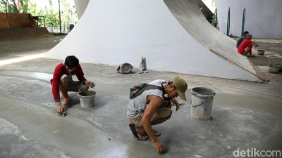 Keren! Kini Flyover Slipi Dilengkapi Skatepark