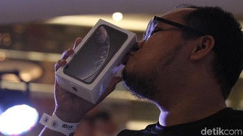 iPhone XR telah ia dapatkan. Foto: Rifkianto Nugroho/detikinet