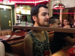 Kumpulan Foto Refleksi yang Menawan Hingga Menggelikan