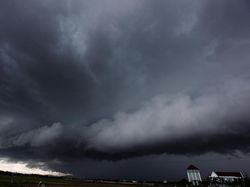 Siap-siap Payung! Ini Foto-foto Awan Tanda Mau Hujan