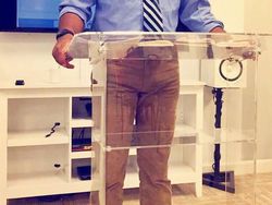 Kumpulan Foto Refleksi yang Menawan Hingga Menggelikan