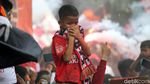 Anak-anak Ikut Ramaikan Pawai Persija