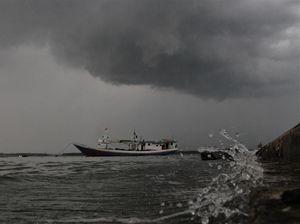 PRakiraan Cuaca Bali Hari Ini Minggu 30 Maret 2025, Ada yang Hujan Petir