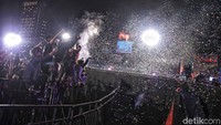Acara yang menampilkan musisi dari Indonesia dan luar itu berlangsung hingga hari Minggu (16/12).