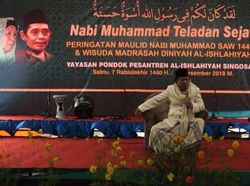 Kiai Buchori Amin Meninggal Saat Sedang Berceramah di Malang Kiai Buchori Amin Meninggal Saat Sedang Berceramah di Malang