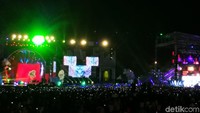 Di hari ketiga besok, Minggu (16/12) akan ada Hyo Yeon SNSD, Sheryl Sheinafia, Bunga Citra Lestari, Yura Yunita, Sandrina, Isyana Sarasvati, GAC, DMASIV, SMASH, NEV+, Dian Sorowea, Barasuara, Is Pusakata, Lalahuta, Astrid, dan DSoul. Foto: Abdul Aziz/detikcom