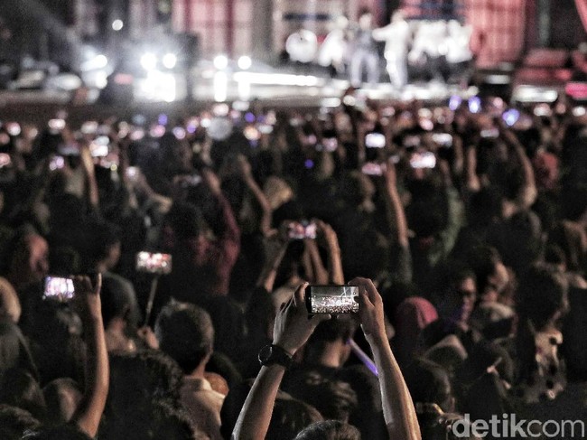 Pensi Penggerek Munculnya Band Sekolah dan Kampus