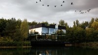 Villa tersebut menggunakan panel kaca dari lantai hingga langit-langit. Istimewa/Inhabitat.com.