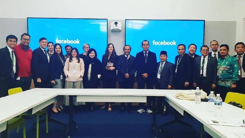 Komisi I DPR Kunjungi Kantor Facebook Bahas Hoax-Ujaran Kebencian Komisi I DPR Kunjungi Kantor Facebook Bahas Hoax-Ujaran Kebencian
