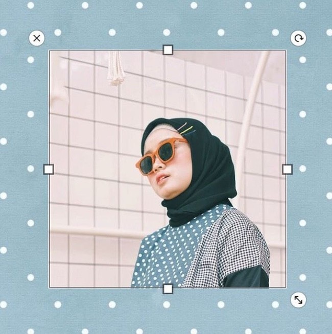 Biasanya, Isma memakai hijab segi empat yang dipakai sederhana lalu ditambahkan satu atau dua jepit rambut di dahinya yang berwarna senada. Foto: Instagram Isma Nadia