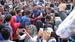 Gaya Kampanye AHY: Biru-biru Sapa Warga Pekanbaru