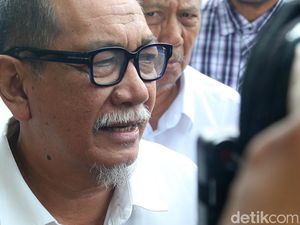 Doa Deddy Mizwar untuk Kesembuhan SBY