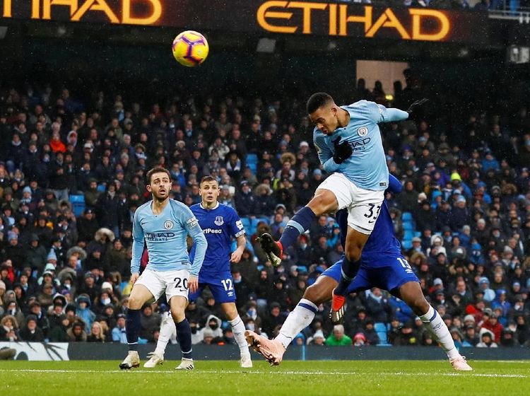 Manchester City Sementara Kudeta Liverpool