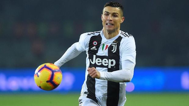 Ronaldo Sempat Ditawarkan ke Napoli Sebelum Juventus