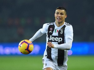 Ronaldo Vs Torino: Cetak Gol Plus Bikin Kiper Cedera