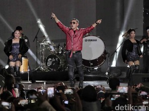 Natal Jadi Momen Quality Time Ekstra Judika dan Keluarga