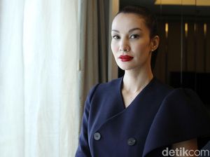 Unggah Foto Anak Pertama Kali, Nadya Hutagalung Beri Pesan Positif