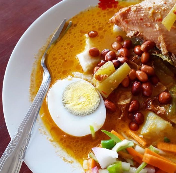 Gurihnya Lontong Kari Penambah Energi di Senin Pagi - Foto 7