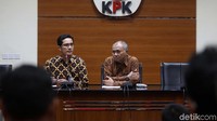 Perkara itu, disebut Agus, diusut mulai pada penyelidikan. Proyek-proyek yang berkaitan dengan perkara itu, menurut Agus, juga bukanlah proyek baru.