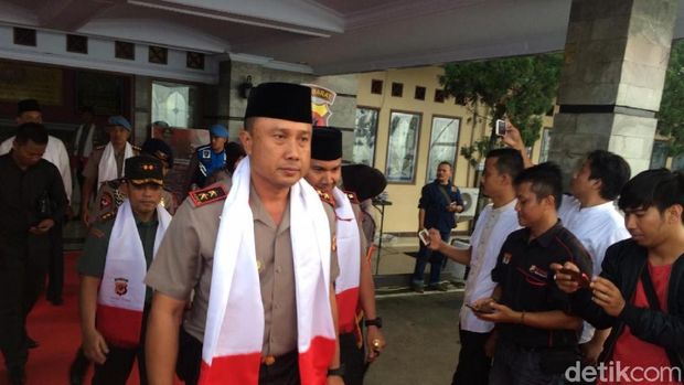 Geger Teror 'Orang Gila' dan Penganiayaan Ulama di Jabar
