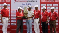 Pegolf Thailand Poom Saksansin keluar sebagai juara pada turnamen golf internasional terbesar di Indonesia, BNI Indonesian Masters 2018. Pool/BNI.