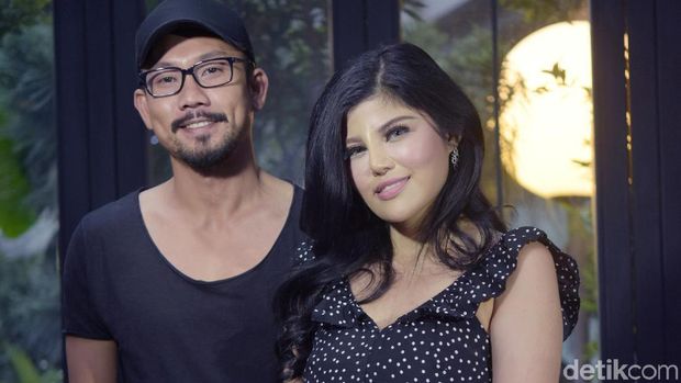 Denny Sumargo Sudah Temukan Pengganti Dita Soedarjo?