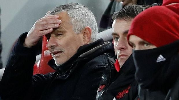 Jose Mourinho mengalami kekalahan pertama dari Liverpool di Anfield.