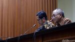 Potret KPK Umumkan Korupsi Proyek Infrastruktur Lawas