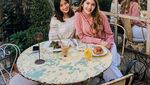 10 Momen Kulineran Si Cantik Acha Sinaga di Australia