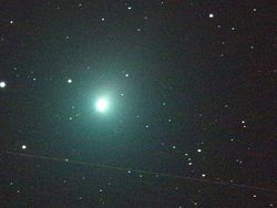 Penampakan Komet Natal Super Terang yang Redup di Indonesia