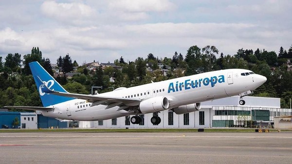 Air Europa Express dinilai di angka efisiensi sebesar 73,4. Tujuan penilaian ini menjadikan efisiensi BBM sebagai faktor persaingan antar maskapai (Air Europa/Facebook) Air Europa Express dinilai di angka efisiensi sebesar 73,4. Tujuan penilaian ini menjadikan efisiensi BBM sebagai faktor persaingan antar maskapai (Air Europa/Facebook)
