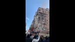 Hebohnya Hujan Uang di Jalanan Hong Kong