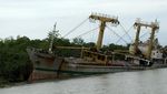 Misteri Kapal Hantu di Sungai Kalimantan