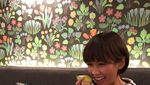 Sering Makan Buah Jadi Rahasia Melanie Putria Agar Tetap Seksi dan Langsing