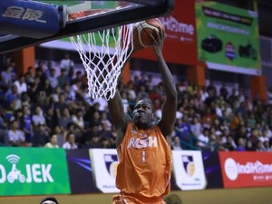 NSH dan Stapac Kuasai Puncak Klasemen IBL
