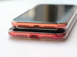 Penampakan Case Transparan iPhone XR Seharga Rp 700 Ribuan