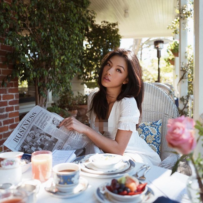 Pemain golf cantik ini juga cukup populer di Instagram dan memiliki 168 ribu lebih pengikut dan kerap membagikan berbagai aktivitas dirinya saat berada di lapangan golf. Foto: dok. Instagram @lilymhe