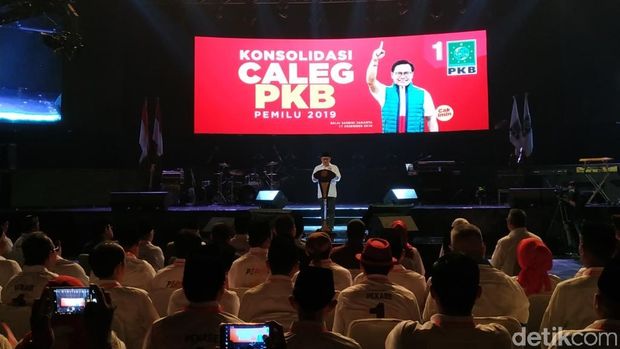 Presiden Joko Widodo (Jokowi) menghadiri konsolidasi calon legislatif PKB, Senin (17/12/2018)