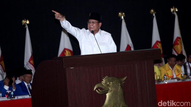Prabowo di konferensi nasional Gerindra / 