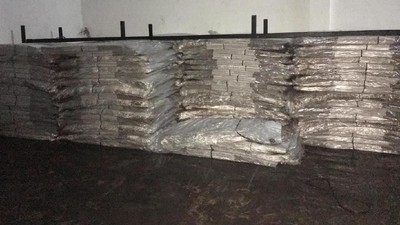 Foto: Waduh, 2.065 Kotak Suara Kardus Terendam Banjir di Bali