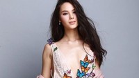 Usai memenangkan kejuaraan Miss Universe 2018, Catriona Gray pun menjadi sorotan. Tidak hanya cantik dan pintar, namun juga karena suka traveling. (catriona_gray/Instagram)