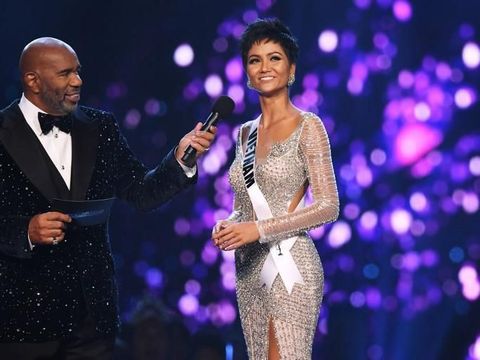 Miss Universe Vietnam H'hen Nie sumbangkan hadiah Rp 623 juta